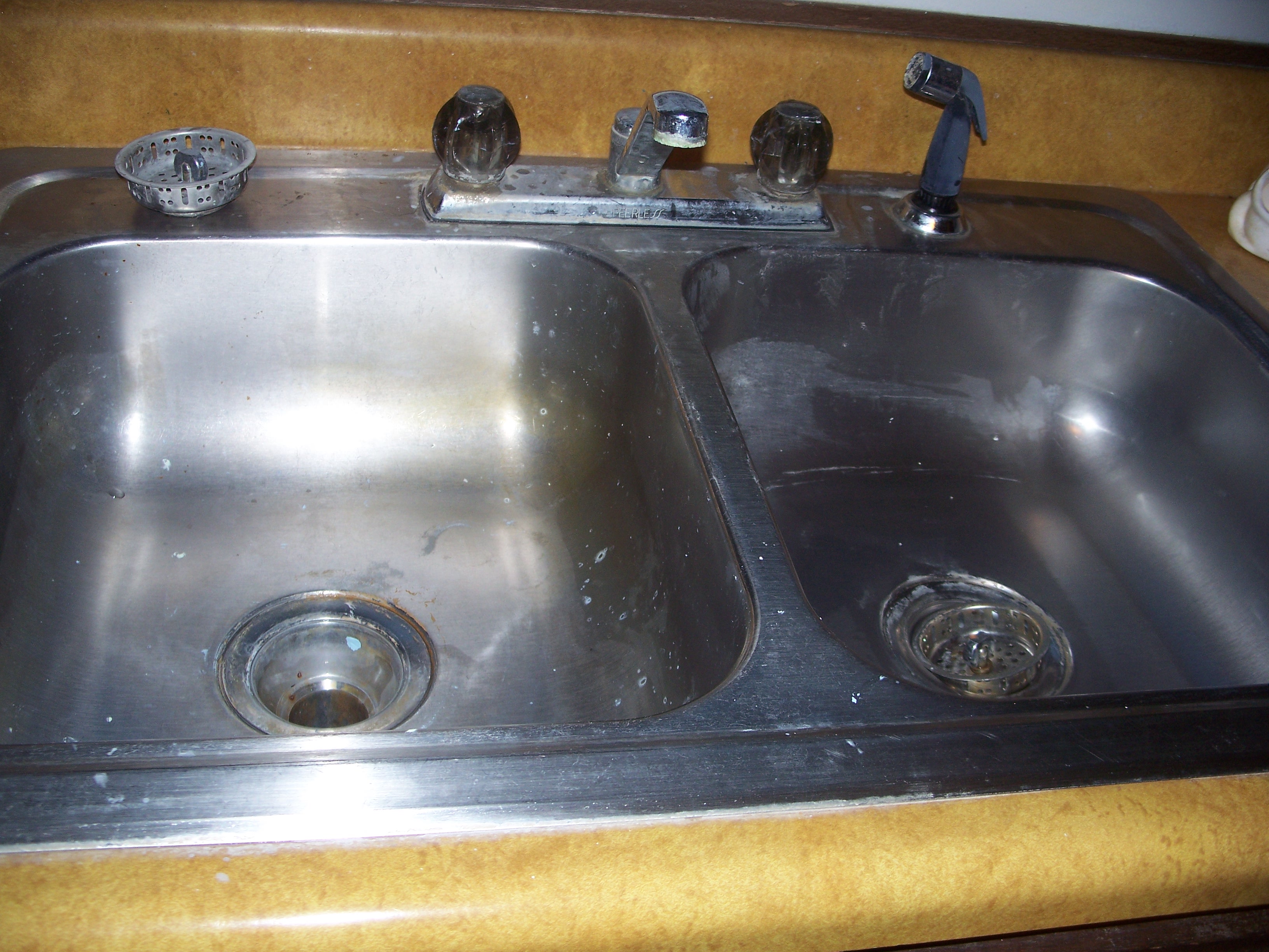 Homemade Deodorizing Kitchen Sink Scrub - Chemistry Cachet